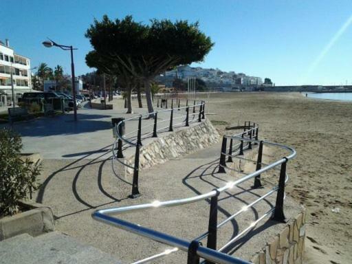 Peñíscola Primera Linea En Playa Sur. Plaza Constitucion מראה חיצוני תמונה