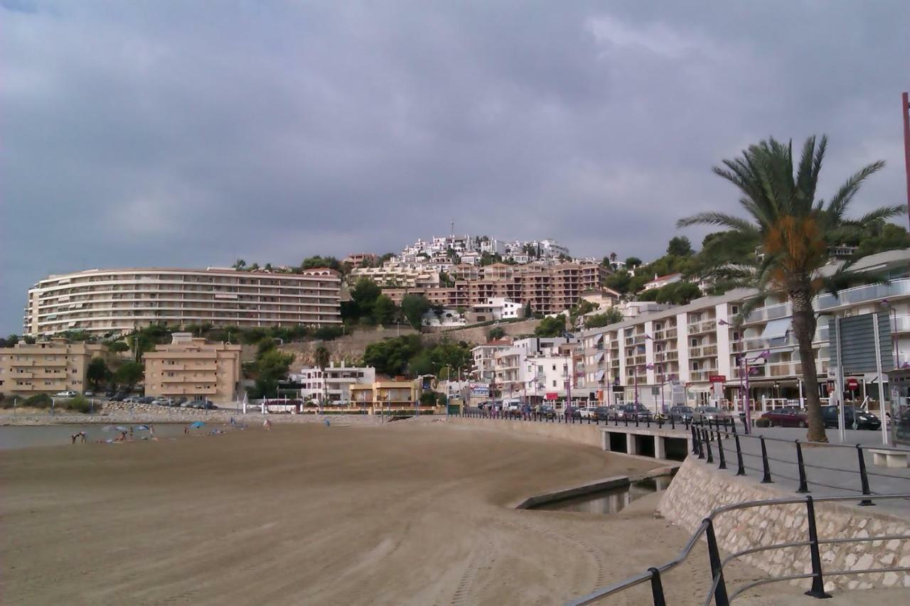 Peñíscola Primera Linea En Playa Sur. Plaza Constitucion מראה חיצוני תמונה